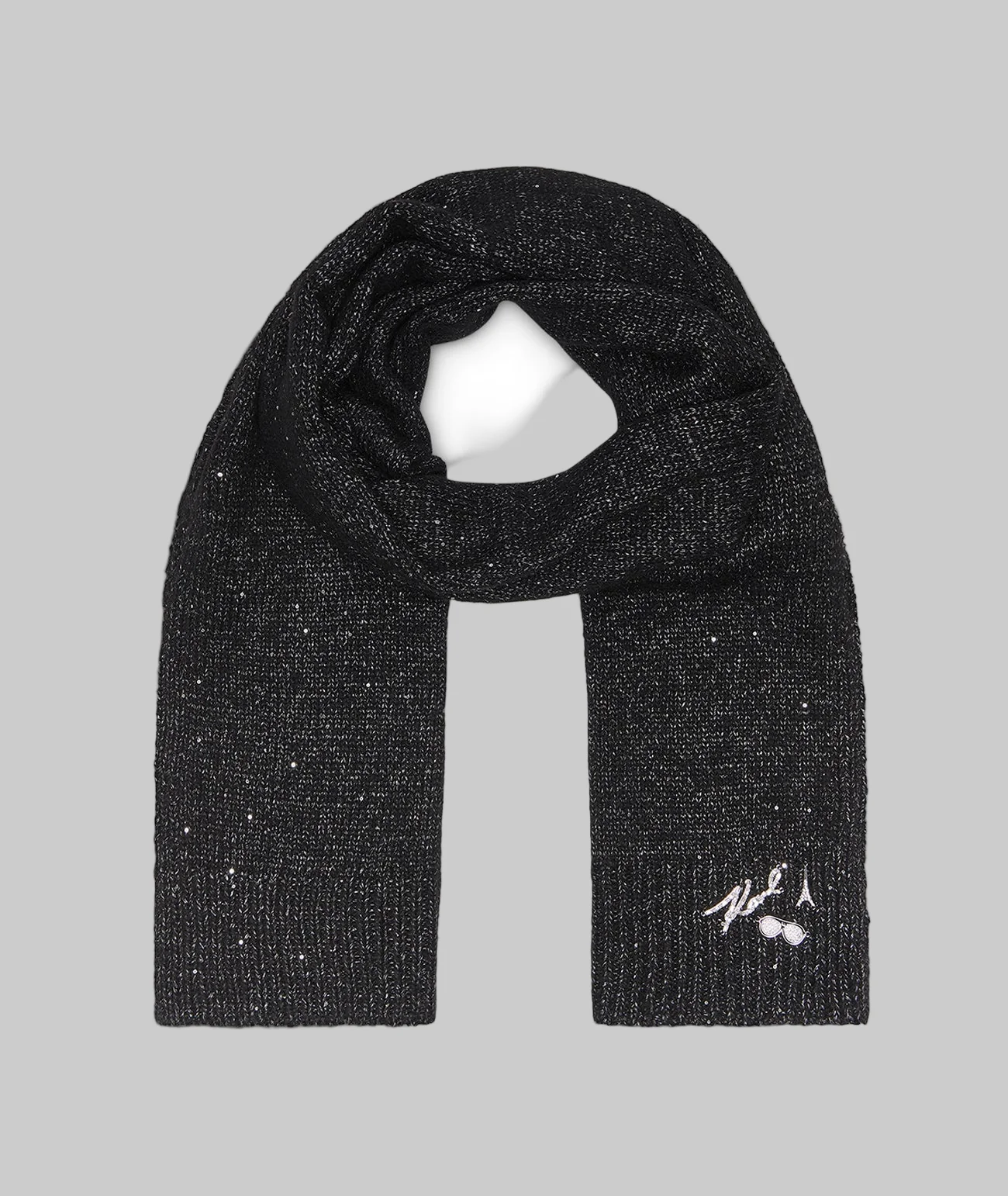 SEQUIN YARN SCARF