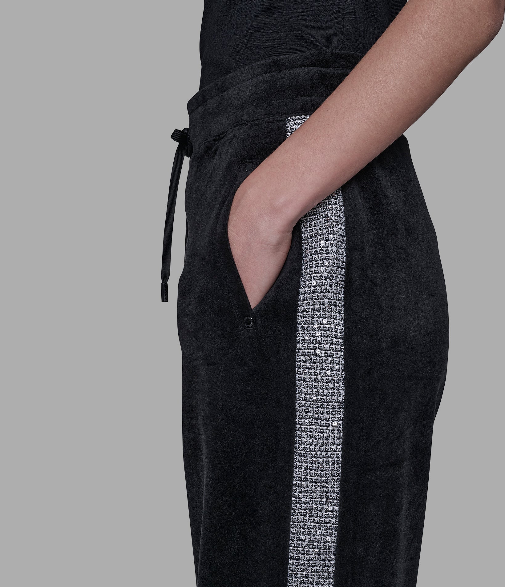 CO-ORD VELOUR RHINESTONE JOGGER - Image 6