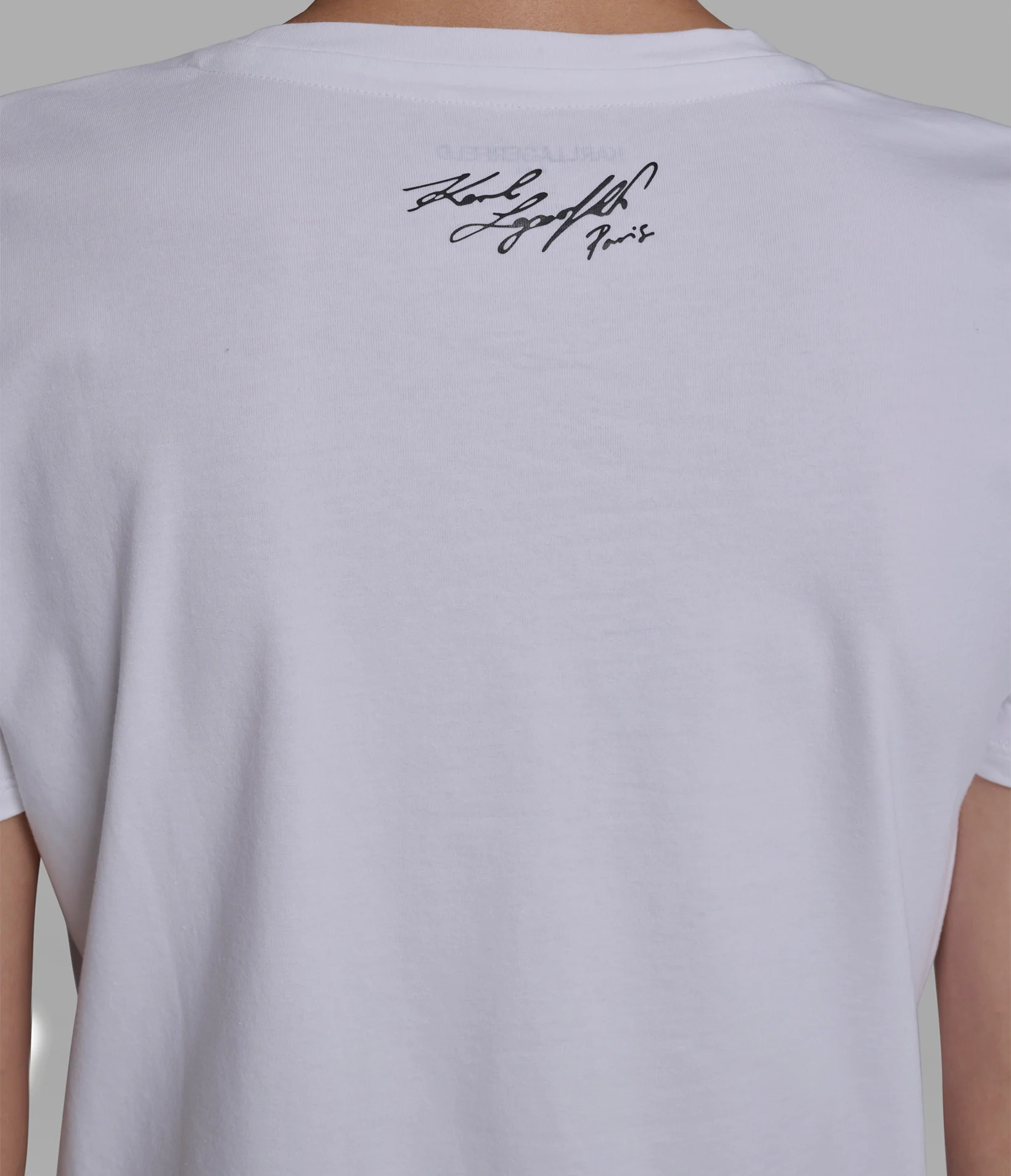 FLORAL HEART LOGO TEE - Image 8